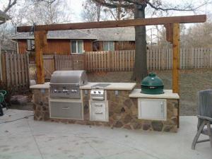Outdoor Kitchen